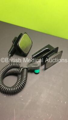 Medtronic M1722 External Defibrillator Hard Paddles * SN 84520 * - 5