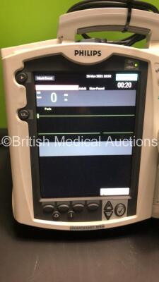 Philips HeartStart MRX Defibrillator with ECG and Printer Options,1 x Battery,1 x Philips M3539A Module,1 x Paddle Lead and 1 x Philips M32725A Test Load (Powers Up) - 2