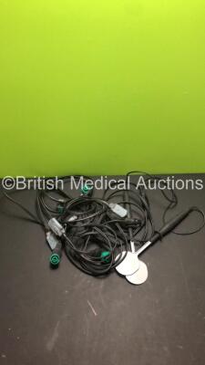 Mixed Defibrillator Leads Including 4 x Paddle Leads and 1 x Philips M1741A Internal Paddle Leads