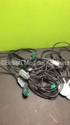 Mixed Defibrillator Leads Including 4 x Paddle Leads and 1 x Philips M1741A Internal Paddle Leads - 4