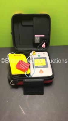 Philips AED Trainer 3 Defibrillator Ref 861467 with Electrode in Carry Case (Powers Up) * SN 120318 * *H*
