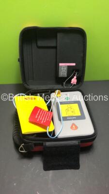 Philips AED Trainer 3 Defibrillator Ref 861467 with Electrode in Carry Case (Powers Up) * SN 120318 * *H* - 5