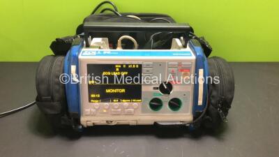 Zoll M Series Biphasic 200 Joules Max Defibrillator with Pacer,ECG and Printer Options,1 x Paddle Lead,1 x 3-Lead ECG Lead and Carry Case (Powers Up) * SN T04J64118 *