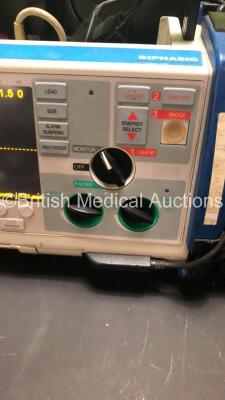 Zoll M Series Biphasic 200 Joules Max Defibrillator with Pacer,ECG and Printer Options,1 x Paddle Lead,1 x 3-Lead ECG Lead and Carry Case (Powers Up) * SN T04J64118 * - 7