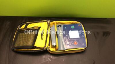 Laerdal HeartStart FR2+ Defibrillator with 2 x Batteries and Carry Case (Powers Up) - 2