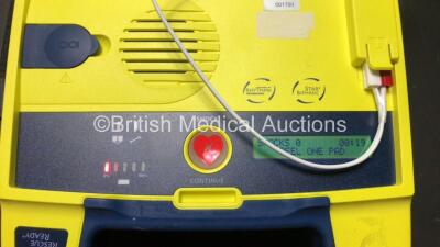 4 x Cardiac Science Powerheart AED G3 Automated External Defibrillators with 4 x Batteries and 4 x Carry Cases (All Power Up) - 2