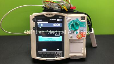 1 x Philips MRx Defibrillator Including ECG and Printer Options with 1 x Philips M3539A Power Adapter and 1 x Philips M3538A Battery 1 x Paddle Lead, 1 x Philips M3725A Test Load1 and 1 x 3 Lead ECG Lead (Powers Up) *US00546518*