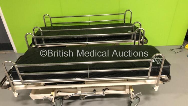 2 x Huntleigh Nesbit Evans Hydraulic Patient Examination Couches with Mattresses (Hydraulics Tested Working) *S/N 552/542*