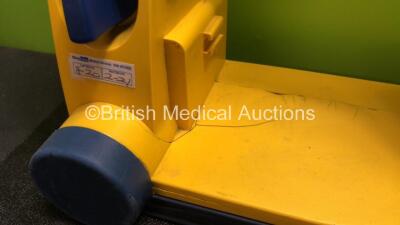 4 x Laerdal LSU Suction Units (3 Power Up,1 No Power with Damage-See Photo) - 4