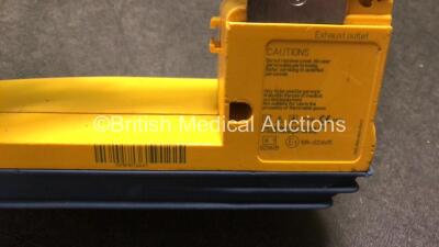 4 x Laerdal LSU Suction Units (2 Power Up, 2 No Power with Damage-See Photo) - 6