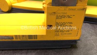 4 x Laerdal LSU Suction Units (All Power Up with Damage-See Photo) - 6