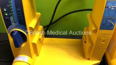 4 x Laerdal LSU Suction Units (All Power Up with Damage-See Photo) - 5