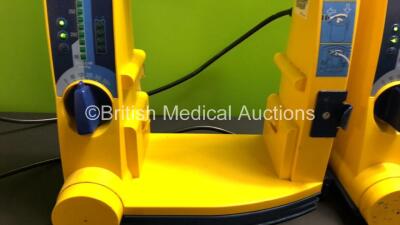 4 x Laerdal LSU Suction Units with 2 x Suction Cups (All Power Up with Damage-See Photo) - 5