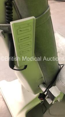 Hemotion Electric Therapy Chair with Controller (Powers Up-Cushion Damaged-See Photos) - 4