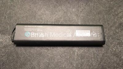 GE Dash 3000 Patient Monitor Including ECG, NBP, CO2, SpO2, Temp/CO, BP1/3, BP2/4 and Printer Options with 1 x Battery (Powers Up with Cracked Casing-See Photo) - 5