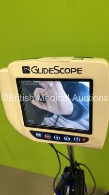 GlideScope Cobalt AVL Monitor on Stand with 2 x Camera Handpieces (Powers Up) * SN AM131905 * - 3