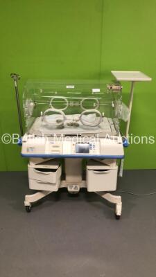 Drager Air-Shields Isolette C2000 Infant Incubator with Mattress (Draws Power - Blank Screen)