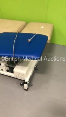 1 x Huntleigh Akron Electric 3-Way Patient Examination Couch with Controller and 1 x Nesbit Evans Hydraulic Patient Examination Couch (No Power-Hydraulics Not Working Fully) - 2