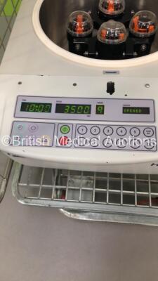 MSE Harrier Plus Centrifuge Model MSB080.CX2.5 (Powers Up-Cage Not Included) * SN MSE.P0 1002 * - 4