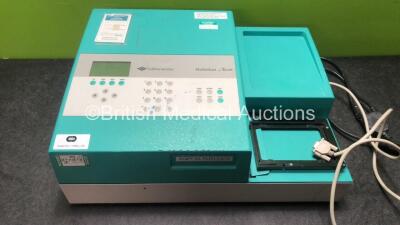 Labsystems Multiskan Ascent 96/384 Plate Reader w/Shaker Incubator (Powers Up) *SN 354-00094*