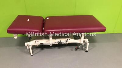 Nesbit Evans Hydraulic Patient Examination Couch (Hydraulics Tested Working-Damage to Cushion-See Photos)