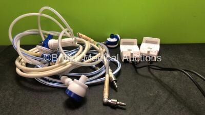 Mixed Lot Including 2 x Entonox Hoses with Valves, 2 x Oxygen Hoses with Valves and 2 x Caesarea Pump Chargers (Both Power Up)