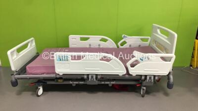 Huntleigh Enterprise 8000 Electric Hospital Bed with Mattress (Powers Up)