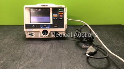 Medtronic Lifepak 20e Defibrillator / Monitor Including ECG and Printer Options with 1 x Paddle Lead (Powers Up with Cracked Casing-See Photo) *SN 40228681*