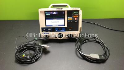 Medtronic Lifepak 20e Defibrillator / Monitor Including ECG and Printer Options with 1 x ECG Lead and 1 x Paddle Lead *Mfd 2010* (Powers Up)