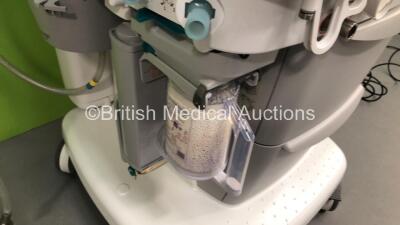 GE Datex Ohmeda Aespire View *Software Version - 06.20* Anaesthesia Machine with Absorber, Bellows, Oxygen Mixer and Hoses (Powers Up) *APHR00734* - 7