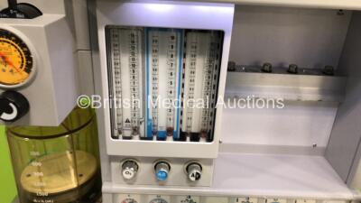 Datex-Ohmeda Aestiva/5 Anaesthesia Machine with Aestiva 7900 SmartVent Software Version - 4.8, Absorber, Bellows, Oxygen Mixer, APC SC 620 Smart UPS and Hoses (Powers Up, Missing Draw) - 4