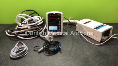 Mixed Lot Including 1 x Mindray VS-800 Patient Monitor (Powers Up) 1 x Giraffe Spot PT Lite (No Power) 3 x Oxygen Hoses and 1 x R Wolf 8061.353 Light Source Cable