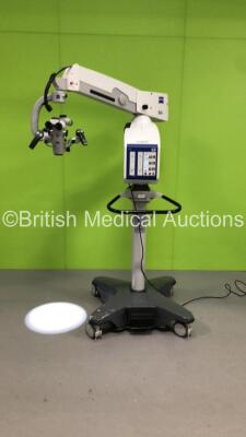Zeiss OPMI Vario S8 Dual Operated Surgical Microscope with 2 x f170 Eyepieces on Zeiss S88 Stand (Powers Up with Good Bulb, Some Missing / Damaged Casing - See Photos) *6629503818*