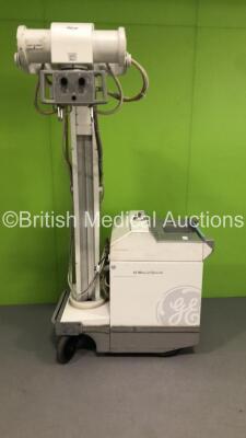 GE AMX4 Plus Mobile X-Ray Model 2275938 with Exposure Hand Trigger and Key (Powers Up with Key-Key Included-General Marks to Trim-See Photos) * SN 969124WK7 * * Mfd Dec 2001 *