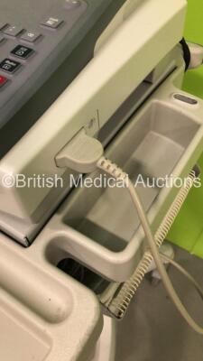 GE MAC 1600 ECG Machine on Stand with 1 x 10-Lead ECG Lead (Powers Up) * SN SDE10180047NA * * Mfd 2010 * - 6