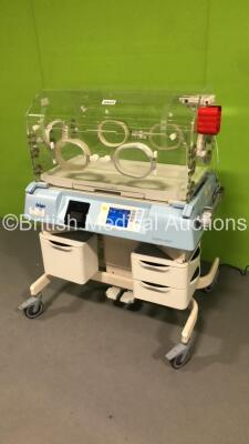 Drager Isolette 8000 Infant Incubator Software Version 4.11 * Missing Mattress and Side Clips * (Powers Up) - 5