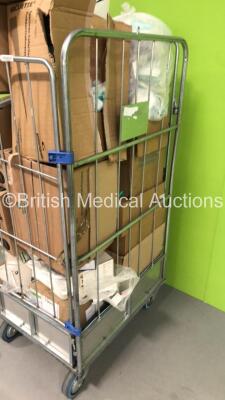 Cage of Mixed Consumables Including Merit Medical Meritrans DTXPlus Single Transducer Sets,Vacuette Quickshield Safety Tube Holders and Male 2 Male Luer Locks (Cage Not Included) - 5