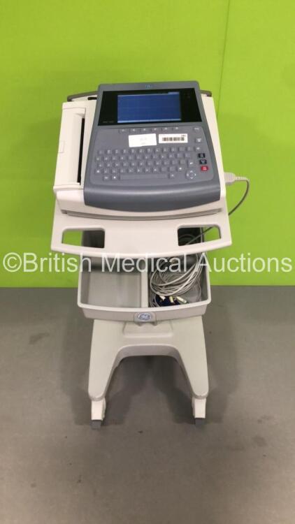 GE MAC 1600 ECG Machine on Stand with 1 x 10-Lead ECG Lead (Powers Up) * SN SDE11340091NA * * Mfd 2011 *