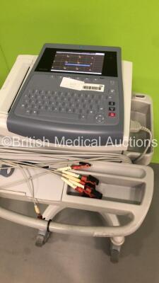 GE MAC 1600 ECG Machine on Stand with 1 x 10-Lead ECG Lead (Powers Up) * SN SDE09500020NA * * Mfd 2009 * - 4