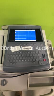 GE MAC 1600 ECG Machine on Stand with 1 x 10-Lead ECG Lead (Powers Up) * SN SDE08400093NA * * Mfd 2008 * - 2