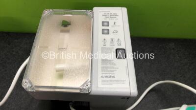 Mixed Lot Including 1 x Fisher & Paykel MR850AEK Respiratory Humidifier Unit (Powers Up) 1 x Carefusion Alaris Plus PK Pump (Powers Up with Alarm-See Photo) 1 x Smiths HL-90 Level 1 Hotline Fluid Warmer (Powers Up) *SN 800505427, 040720009410, S10003277* - 6