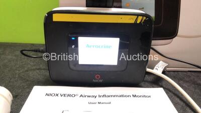 NIOX VERO Airway Inflammation Monitor with 2 x Handles 1 x AC Power Supply and Leads (Powers Up) - 2