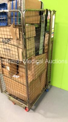 Mixed Cage of Instrument Trays and Suction Cups (Cage Not Included) - 2