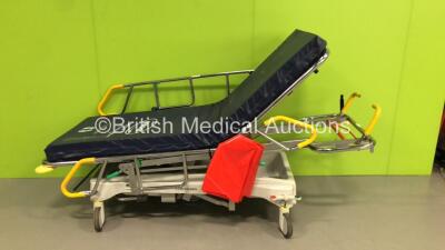 2 x Merivaara Emergo Patient Trolleys with Mattresses (Hydraulics Tested Working) - 4