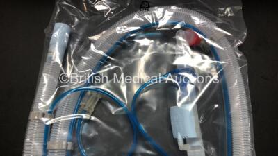 25 x Disposable Breathing Tubes for Drager VentStar Oxylog 2000, 180 Ref.2M86841 (Unused in Original Boxes) *Stock Photo Used* - 2