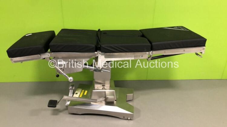 Eschmann MR Manual Hydraulic Operating Table with Cushions * Complete * (Hydraulics Tested Working)