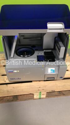 Qiagen QiaCube Fully Automated Liquid Handling/Purification System (Powers Up) - 6