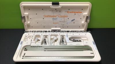 Acufex Graftmaster II System in Smith&Nephew Tray