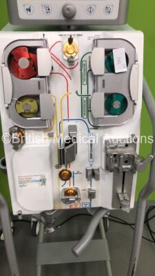 2 x Edwards Lifescience Aquarius Dialysis Machines Software Version 6 (Both Power Up) * SN 3261 / 3254 * - 6