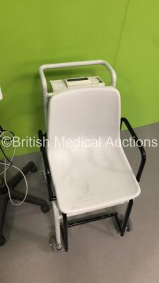 1 x LiDCO Rapid Hemodynamic Monitor on Stand (HDD REMOVED) and 1 x Seca Weighing Wheelchair Scales *S/N 8101-08-0172* - 4